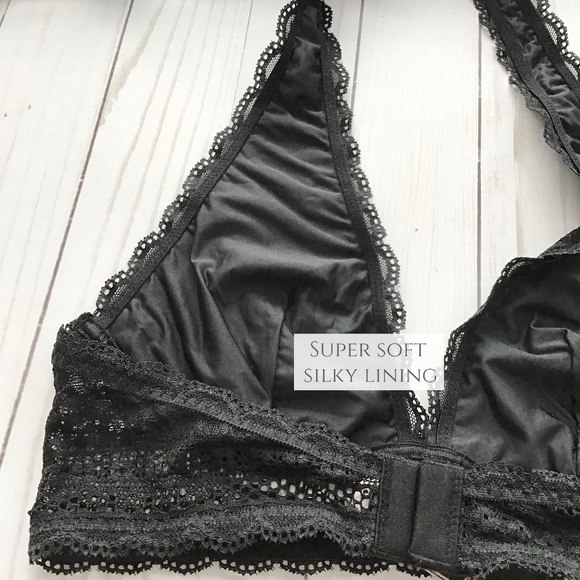 2/$25❤ Victoria’s Secret Long Line Halter Bralette - Picture 2 of 4